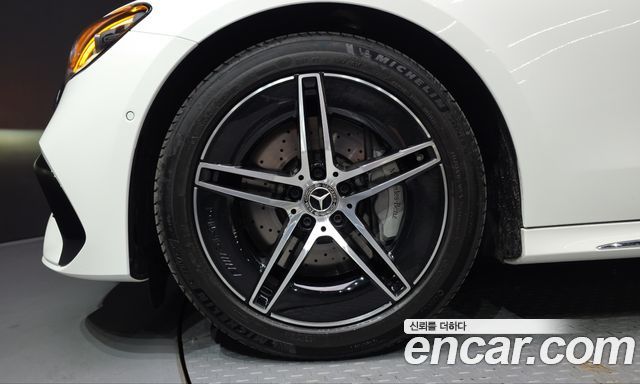 Mercedes-Benz E-Class (W214) E300 4MATIC AMG Line 2026 — фото 5