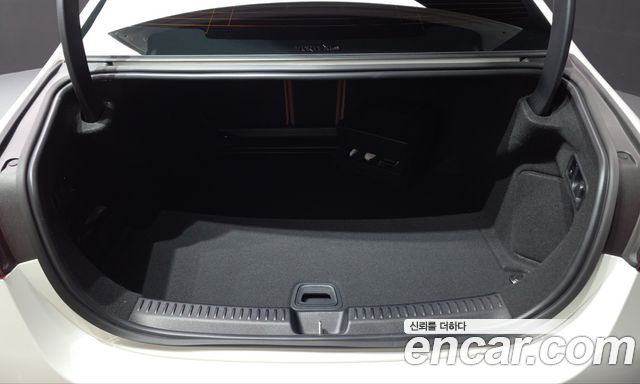 Mercedes-Benz E-Class (W214) E300 4MATIC AMG Line 2026 — фото 19