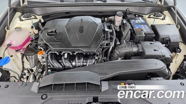 Kia K8 2.5 Gasoline 2WD Signature Special 2023 — фото 6