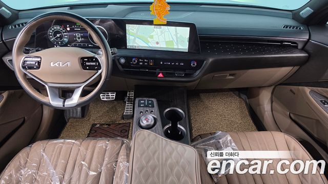 Kia K8 2.5 Gasoline 2WD Signature Special 2023 — фото 7