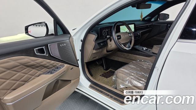 Kia K8 2.5 Gasoline 2WD Signature Special 2023 — фото 10