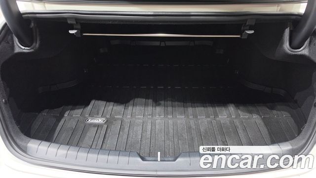 Kia K8 2.5 Gasoline 2WD Signature Special 2023 — фото 20