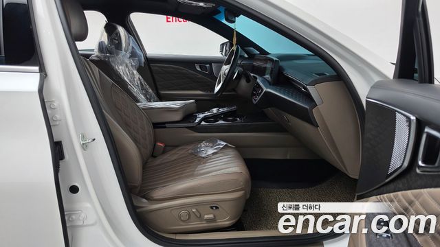 Kia K8 2.5 Gasoline 2WD Signature Special 2023 — фото 26