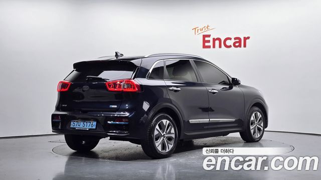 Kia Niro EV Noblesse 2019 — фото 2