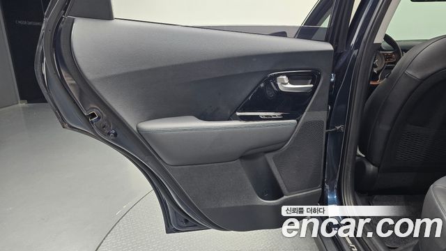 Kia Niro EV Noblesse 2019 — фото 25