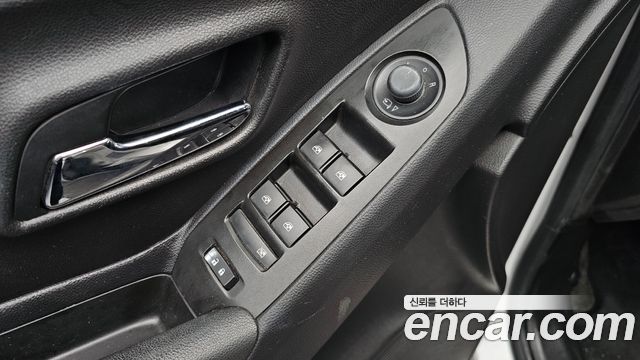 Chevrolet Trax 1.4 Premier 2018 — фото 19
