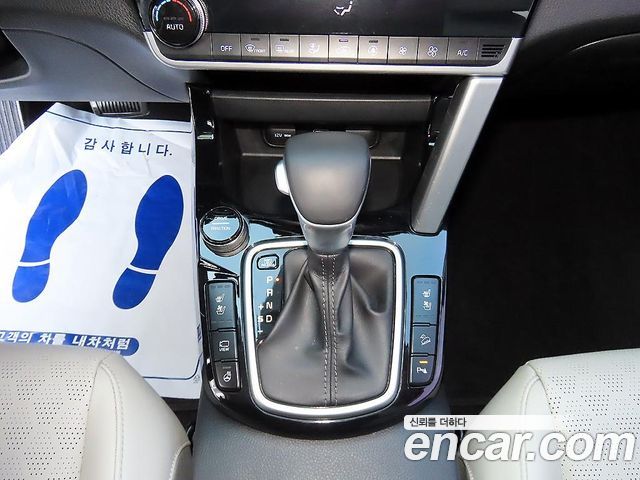 Kia Seltos Gasoline 1.6 Turbo 2WD Signature 2021 — фото 16