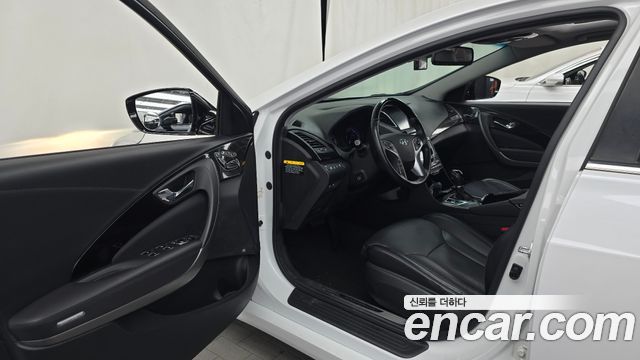 Hyundai Grandeur (HG) HG300 Exclusive 2016 — фото 10