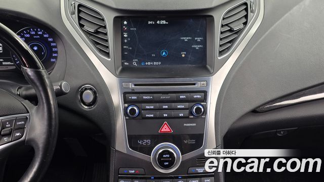 Hyundai Grandeur (HG) HG300 Exclusive 2016 — фото 12