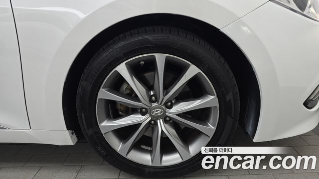 Hyundai Grandeur (HG) HG300 Exclusive 2016 — фото 21