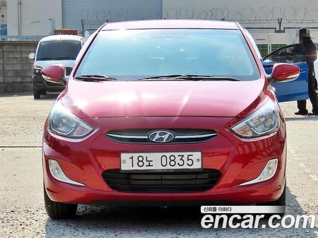 Hyundai Accent (New) 1.4 VVT Modern