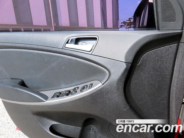 Hyundai Accent (New) 1.4 VVT Modern 2016 — фото 15