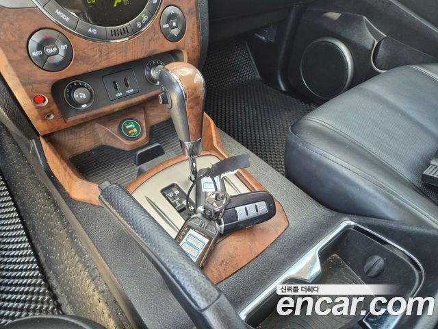 KG Mobility (SsangYong) Rexton W 2.2 4WD RX7 Deluxe 2016 — фото 19