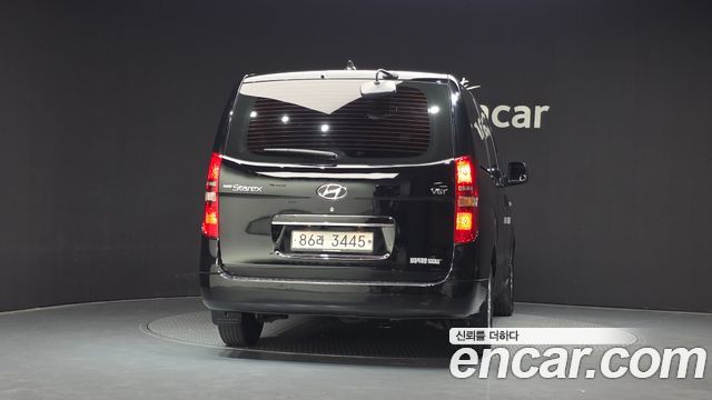 Hyundai Grand Starex Van 5-Seater Modern 2019 — фото 4