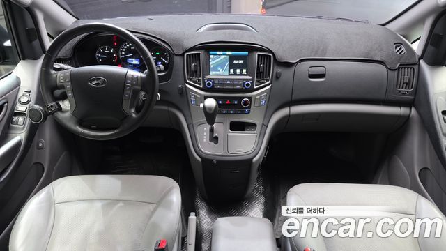 Hyundai Grand Starex Van 5-Seater Modern 2019 — фото 7