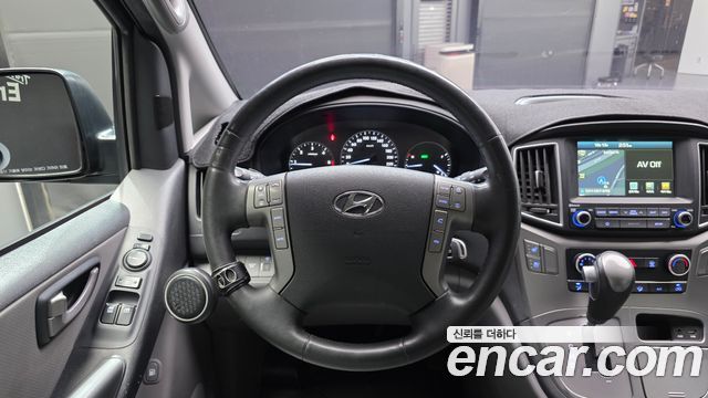 Hyundai Grand Starex Van 5-Seater Modern 2019 — фото 13