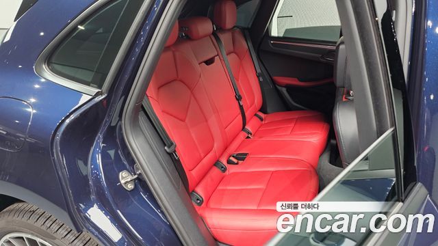 Porsche Macan 2.0 95B 2021 — фото 11