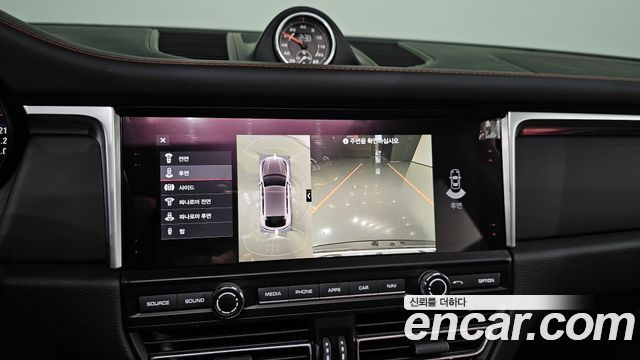 Porsche Macan 2.0 95B 2021 — фото 14