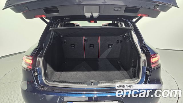 Porsche Macan 2.0 95B 2021 — фото 20