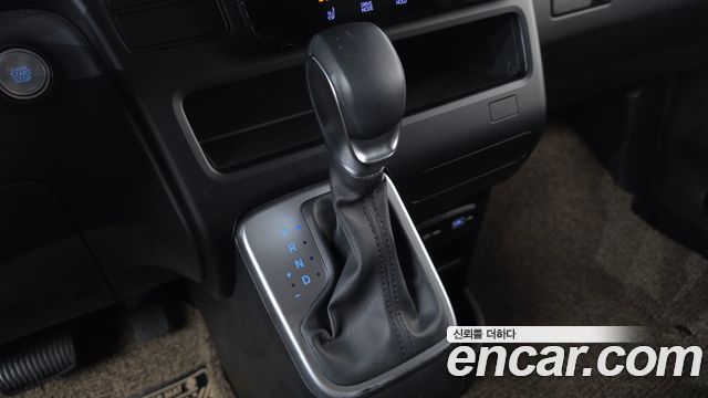 Hyundai Staria L3.5 Cargo 3-Seater Modern 2024 — фото 9