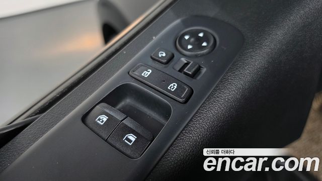 Hyundai Staria L3.5 Cargo 3-Seater Modern 2024 — фото 28