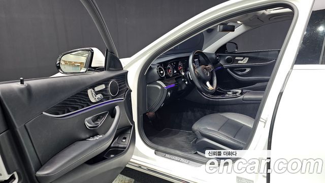 Mercedes-Benz E-Class (W213) E200 Avantgarde 2018 — фото 10