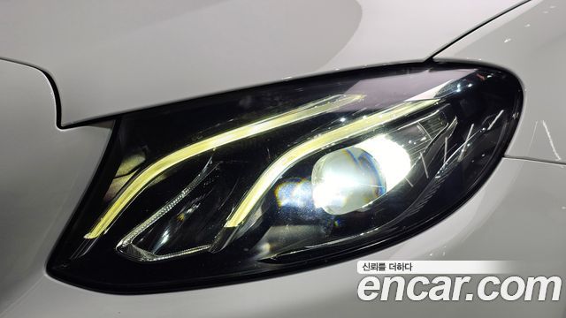 Mercedes-Benz E-Class (W213) E200 Avantgarde 2018 — фото 22