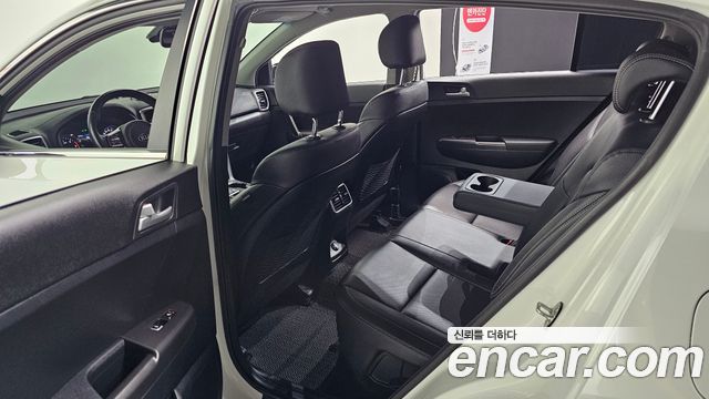 Kia Sportage The Bold Diesel 2.0 2WD Prestige 2020 — фото 11