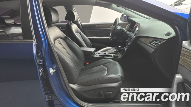 Hyundai Sonata (LF) 2.0 Premium 2015 — фото 11