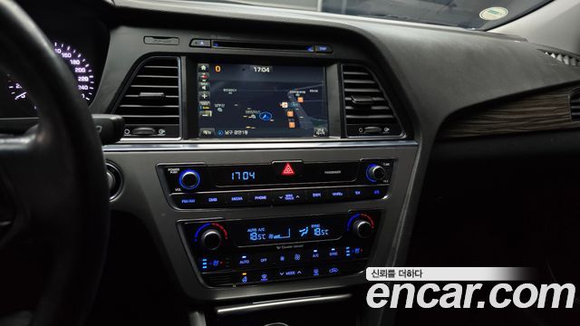 Hyundai Sonata (LF) 2.0 Premium 2015 — фото 14