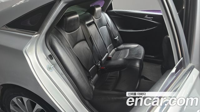 Hyundai Sonata The Brilliant CVVL Attration 2014 — фото 12