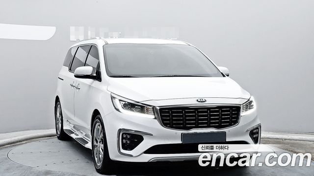 Kia Carnival 9-Seater Noblesse 2019 — фото 3