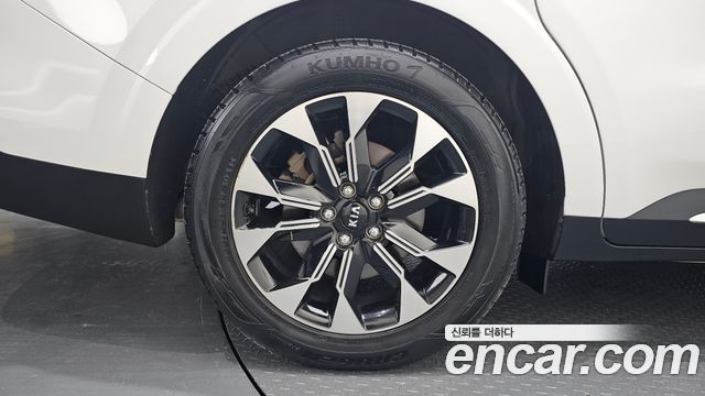 Kia Carnival (IV) Diesel 9-Seater Signature 2021 — фото 5