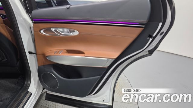 Genesis GV70 2.2 Diesel AWD 2021 — фото 25