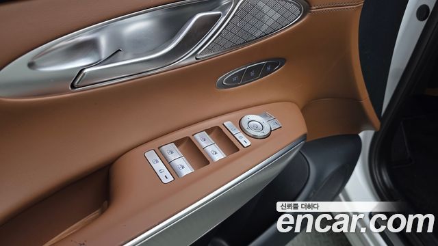 Genesis GV70 2.2 Diesel AWD 2021 — фото 27