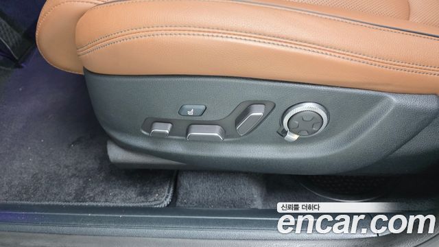Genesis GV70 2.2 Diesel AWD 2021 — фото 31