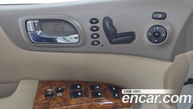 Kia Carnival R Grand Carnival HI Limousine GLX Premium 2013 — фото 11