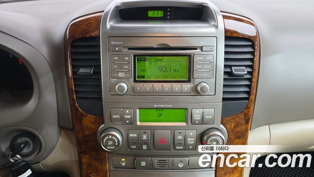 Kia Carnival R Grand Carnival HI Limousine GLX Premium 2013 — фото 14