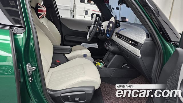 MINI Cooper S (IV) 5 Door Favoured 2025 — фото 26
