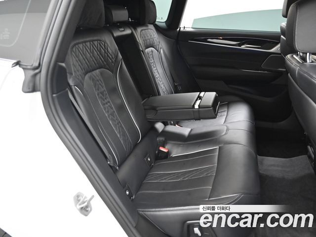 BMW 6 Series GT (G32) 630i xDrive M Sport 2024 — фото 17