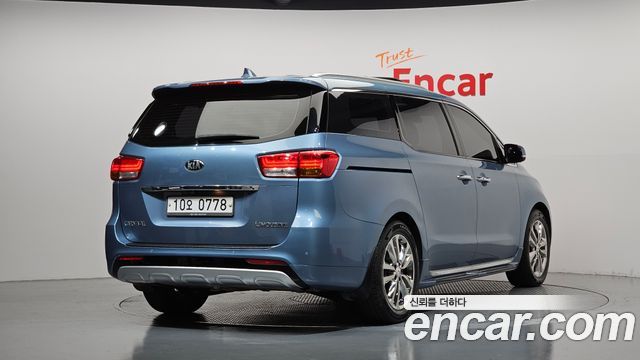 Kia Carnival 7-seater Limousine President 2016 — фото 2
