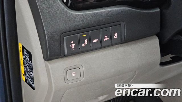 Kia Carnival 7-seater Limousine President 2016 — фото 14