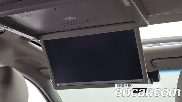 Kia Carnival 7-seater Limousine President 2016 — фото 19