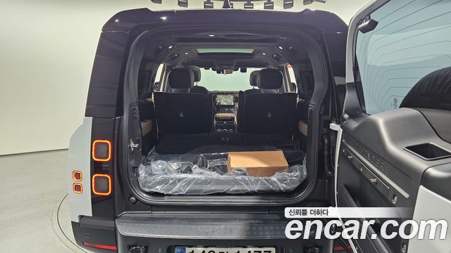 Land Rover Defender (L663) 130 P400 X-Dynamic HSE 2026 — фото 10