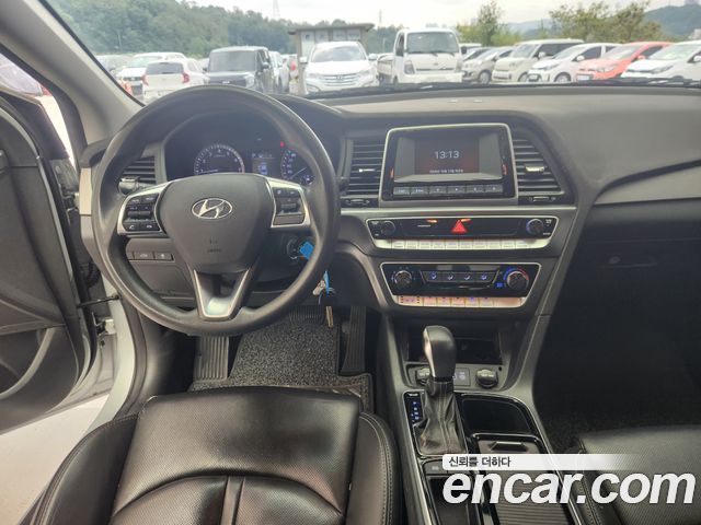 Hyundai Sonata New Rise LPI Taxi Style 2018 — фото 9