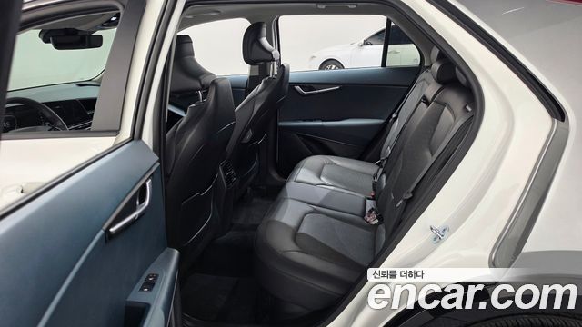 Kia Niro Signature 2022 — фото 11