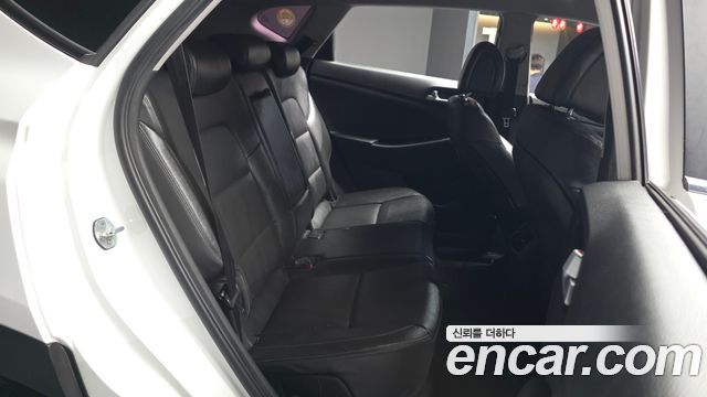 Hyundai Tucson Diesel 1.7 2WD Modern Fever 2017 — фото 12