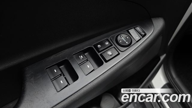 Hyundai Tucson Diesel 1.7 2WD Modern Fever 2017 — фото 19