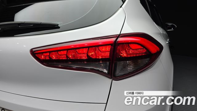 Hyundai Tucson Diesel 1.7 2WD Modern Fever 2017 — фото 23