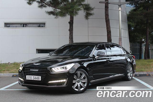 Genesis EQ900 5.0 GDI AWD Limousine Prestige